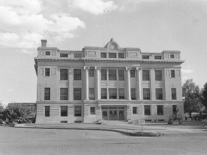 Texas 1915 Lubbock County courthouse old photo