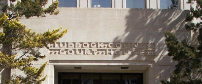 1950 Lubbock County Courthouse entrance, Lubbock, Texas