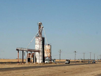 Moore County, Machovec Texas grain elevators