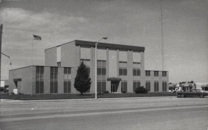 Morton,Texas - Cochran County Courthouse 1970 photo