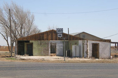 Needmore TX - Closed building