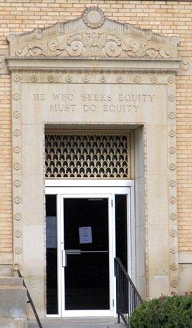 Cottle County courthouse inscription, Paducah, Texas