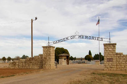 Paducah Texas - Cottle County Garden Of Memories Cemetery