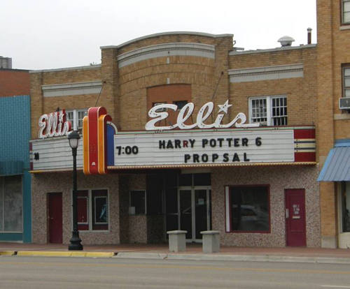 Perryton TX - Ellis Theatre