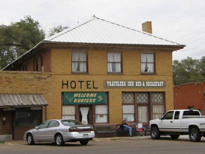 Roaring Springs Tx Travelers Inn