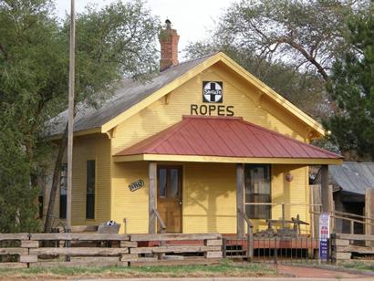 Ropesville TX - Ropes Santa Fe Depot
