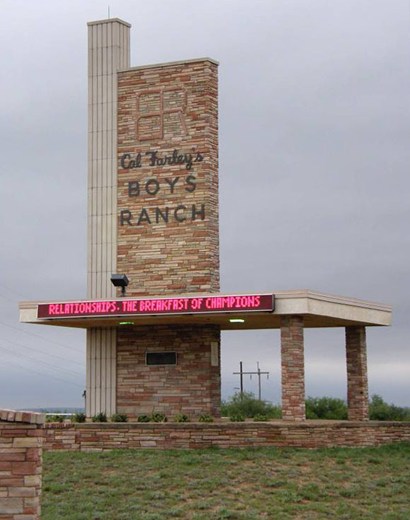 Tascosa TX Cal Farleys Boys Ranch sign