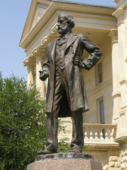 Belton TX - Peter Bell Statue, Bell County Courthouse