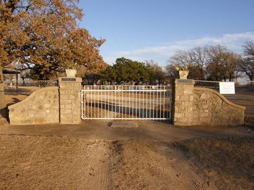 TX - Belle Plaine Cemetery Entrance