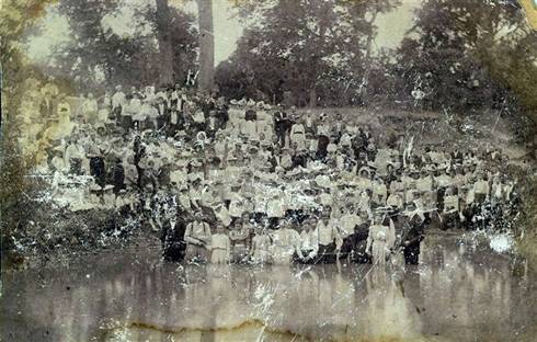 Blackwell Texas baptism  old group photo