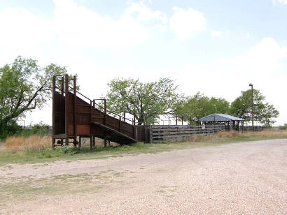Shackelford County TX - Loading Chute 