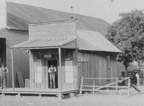 Carbon Texas post office