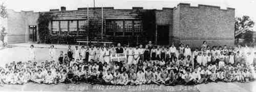 De Long Ward School in Eliasville Texas, 1929 vintage photo