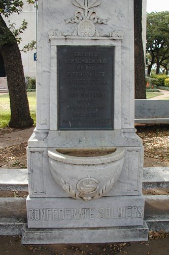 Graham, Texas confederate soldiers monument