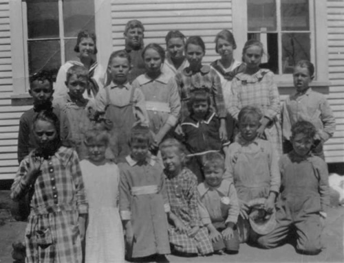 Indian Creek Texas Primary School  children 1915
