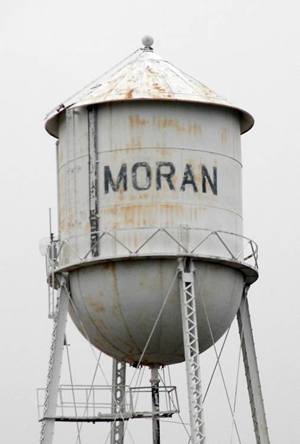 Moran Texas water tower
