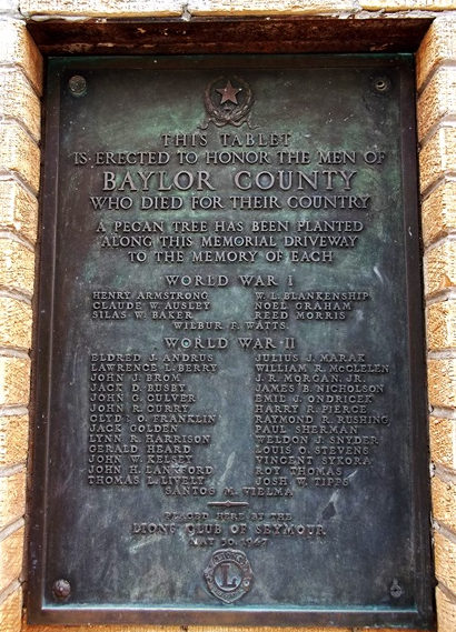 Seymour TX Baylor County WW1 & WW2 Memorial