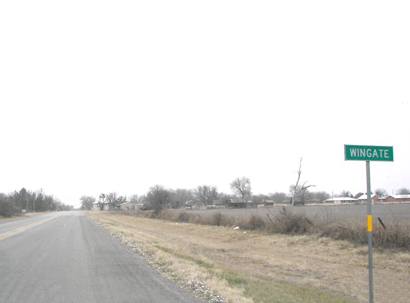 Entering Wingate Texas, Wingate sign