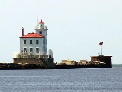 Lake Erie - Fairport Ohio Lighthouse