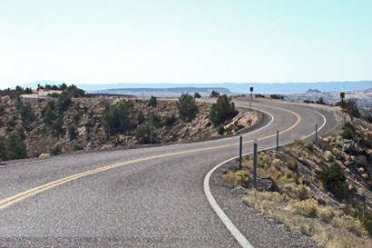 Utah Scenic Byway 12 - Hogback serpentine road 