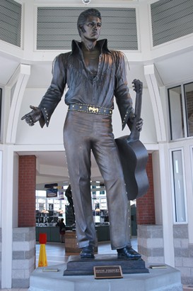 Memphis TN - Elvis Presley Statue