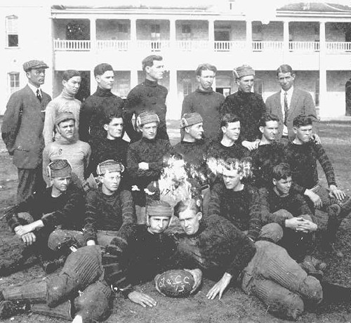 TX - 1913 Thorpe Springs Football Team 