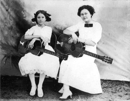 Columbus Colorado County TX Women - Girls With Guitars