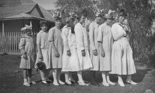 Fluvanna TX Schoolgirls, 1918