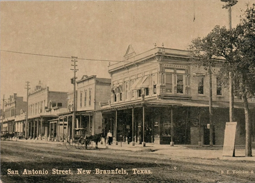 New Braunfels TX - San Antonio Street
