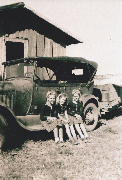 Seymour TX  - Girls on 1930 Model A Ford
