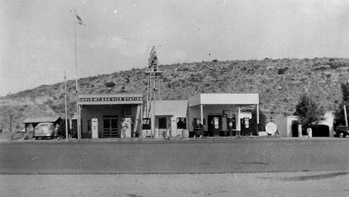 Old photo of gas station in Davis Mountains