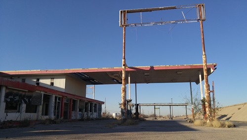Ector County, Penwell TX - Closed Gas Station 