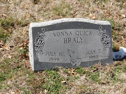 Brady Tx - Vonna Quick Braly Grave Stone